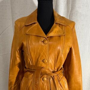 Vintage 70s Women's Tan Leather Jacket